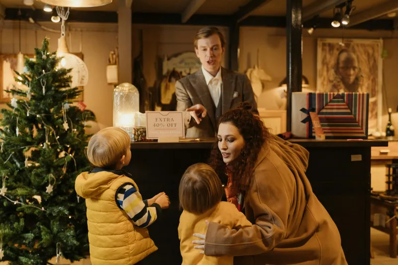 The Christmas Countdown That Taught America Patience — When Wanting Something Took Three Months and Felt Like Victory