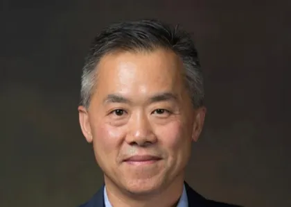 Dr. Robert Chen